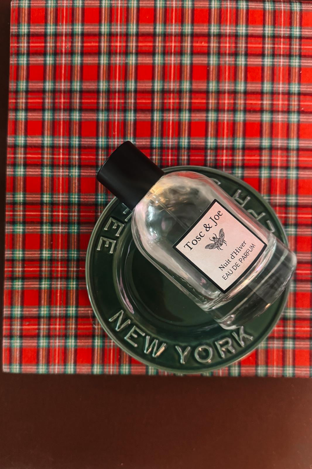 Eau de Parfum Nuit d'Hiver by toscandjoe