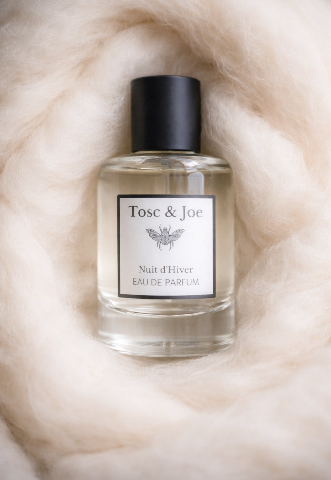 Eau de Parfum Nuit d'Hiver by toscandjoe